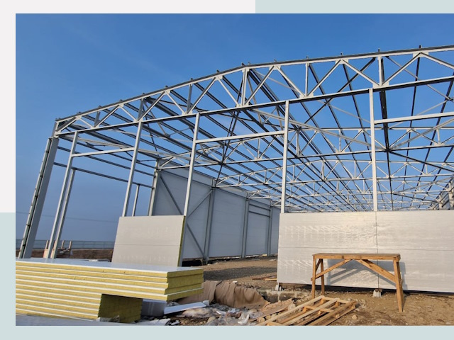 Утепленные ангары в Великие Луки от 620 руб. за м²