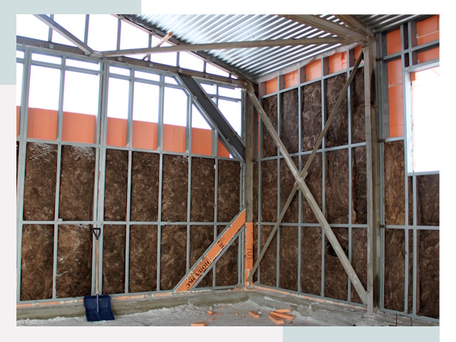 Утепленные ангары в Великих Луках