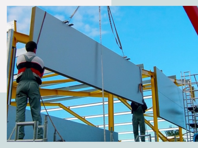 Монтаж сэндвич-панелей в Великих Луках от 620 руб.